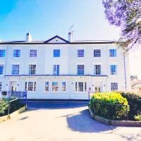 cheap hotels evesham area